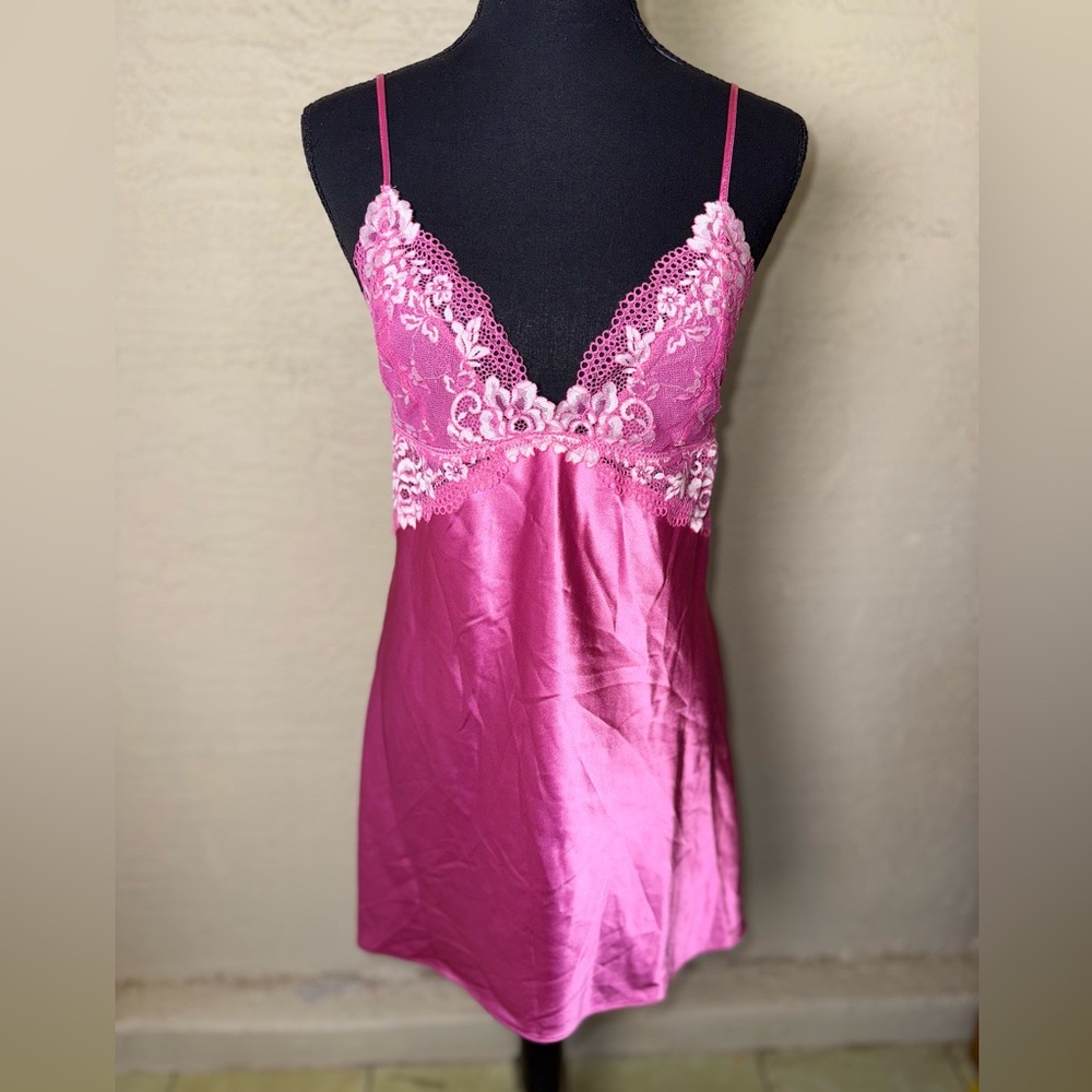 In Bloom Jonquil Annalee Pink Satin Lace Chemise Y2K Coquette Barbiecore Slip- L - Picture 5 of 10